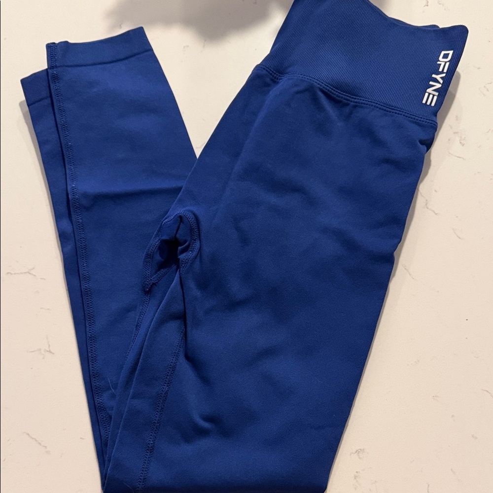 DFYNE Women's Blue Leggings